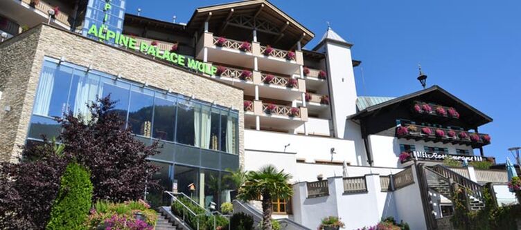 Alpinepalace Hotel2