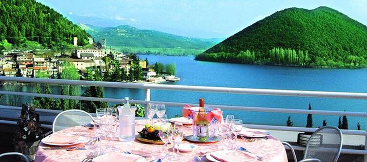 Lago Restaurant Terrasse2
